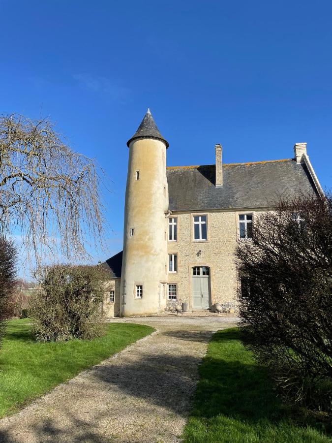 Chateau De Monfreville Bagian luar foto