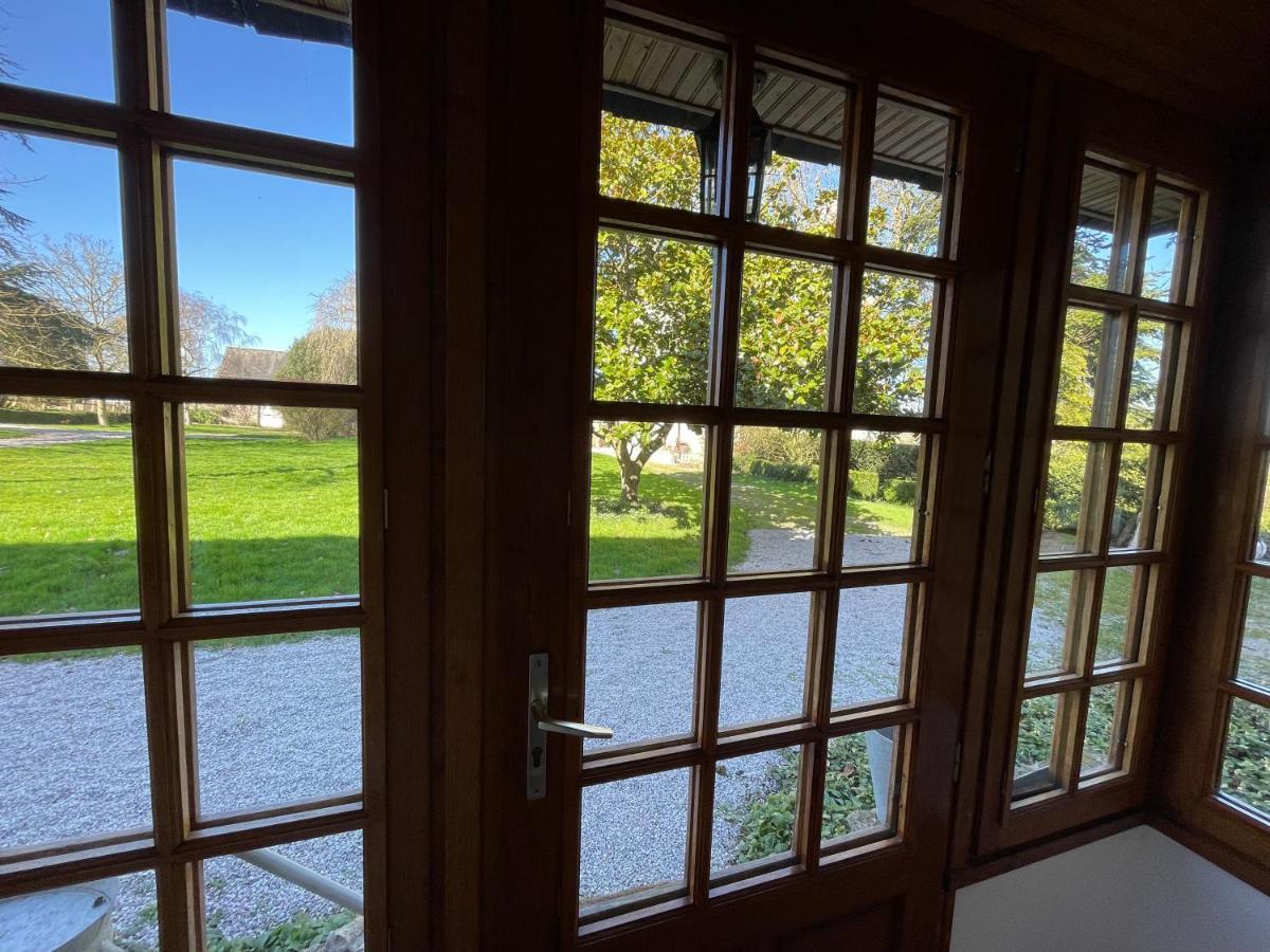 Chateau De Monfreville Bagian luar foto